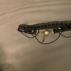 Source Unknown Black Lace Choker with Pearl Accent